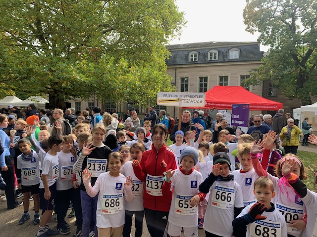 Der Lauf gegen Krebs oder „Die Friedrich-Staedtler Schule hilft“